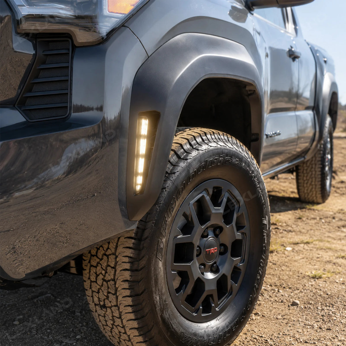 Dual-Color LED Fender Lights Lights for 2024+ Tacoma