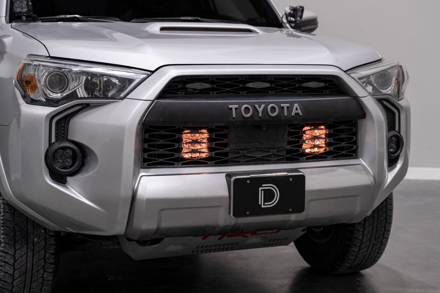 Diode Dynamics 2014-2024 Toyota 4Runner SS5 Stealth Grille LED Light Pod Kit