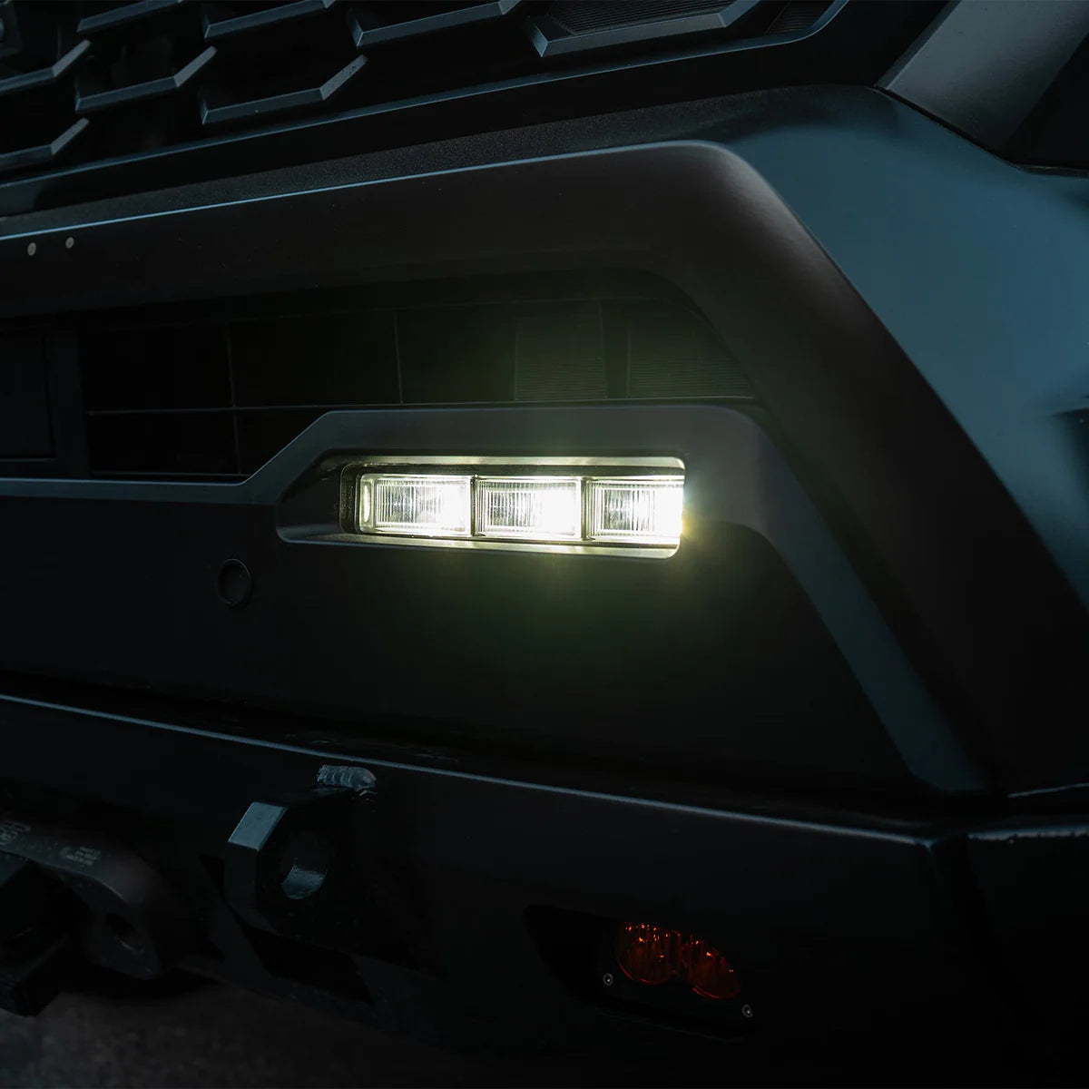 White + Amber Fog Lights w/ Sequential Turn Signal for 2022+ Tundra