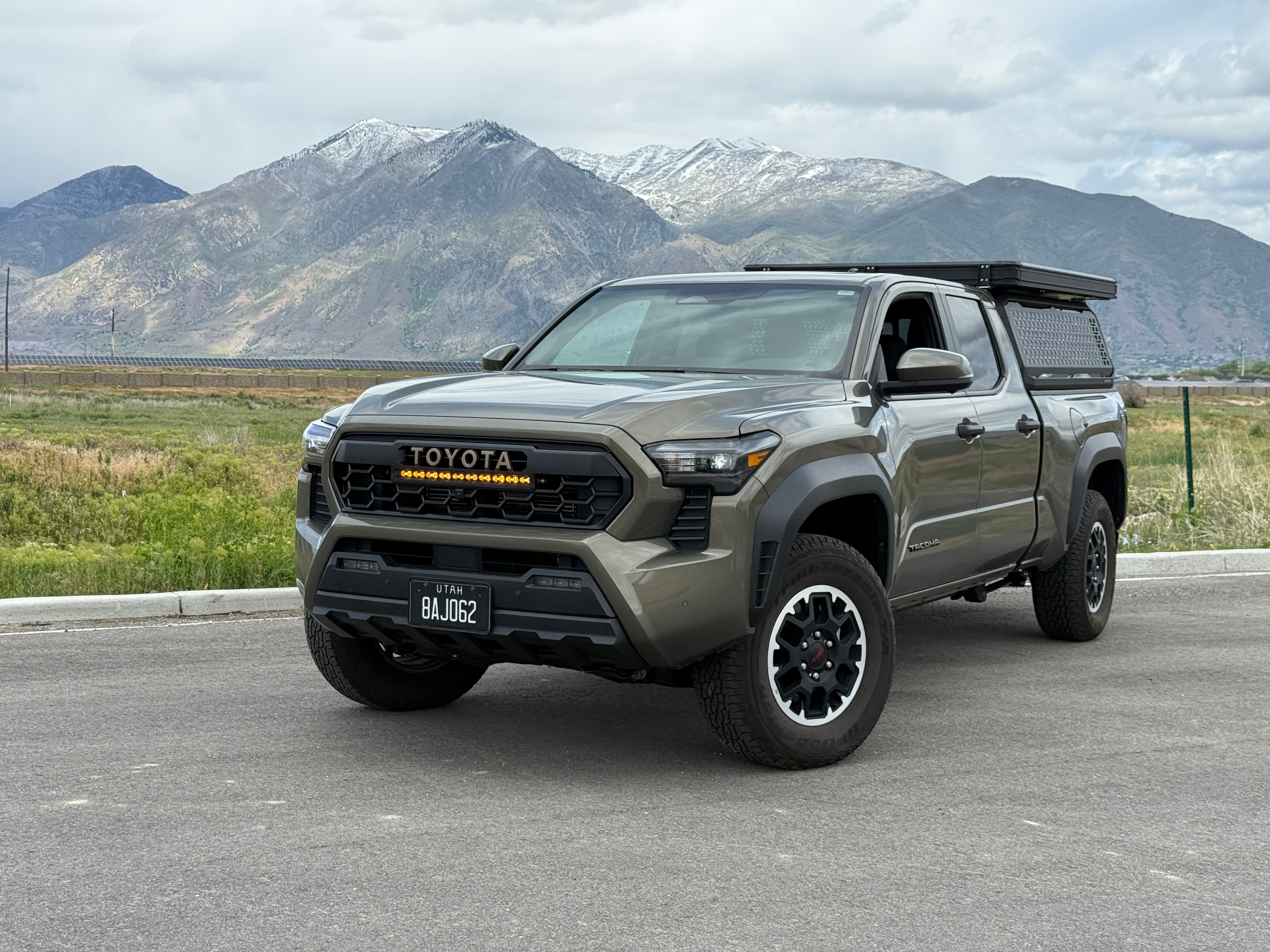 RC 20" Light Bar with Amber DRL for 2024+ Tacoma Pro Grille