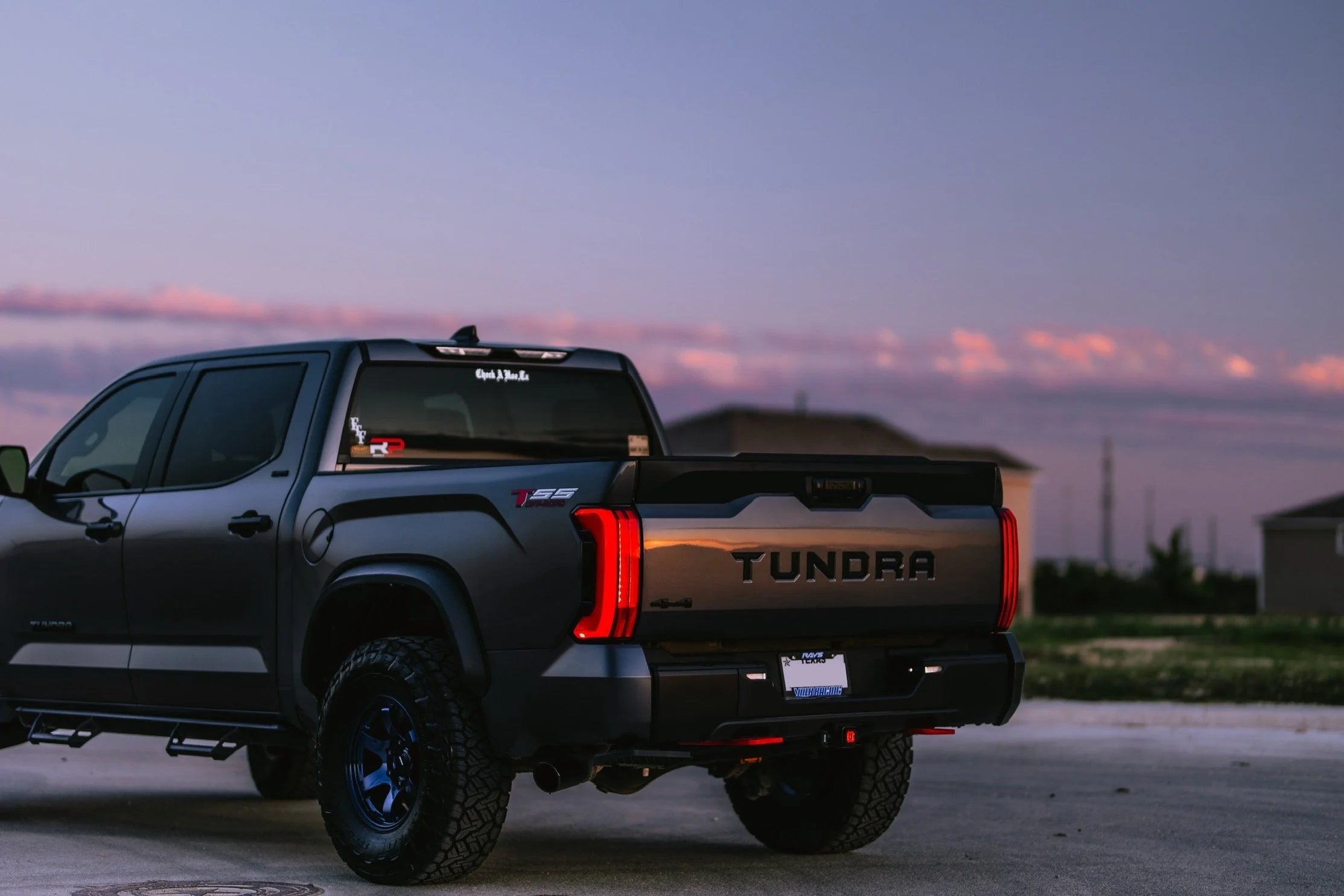 2022-Current Toyota Tundra Fender Flare Kit