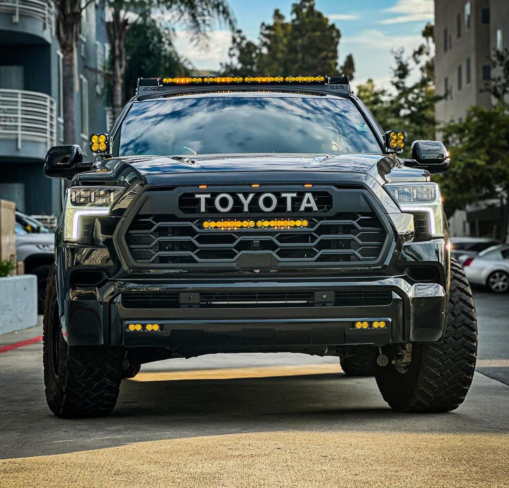 Baja Designs S8 20" Grille Mounted Light Bar Kit for 2023+ Sequoia