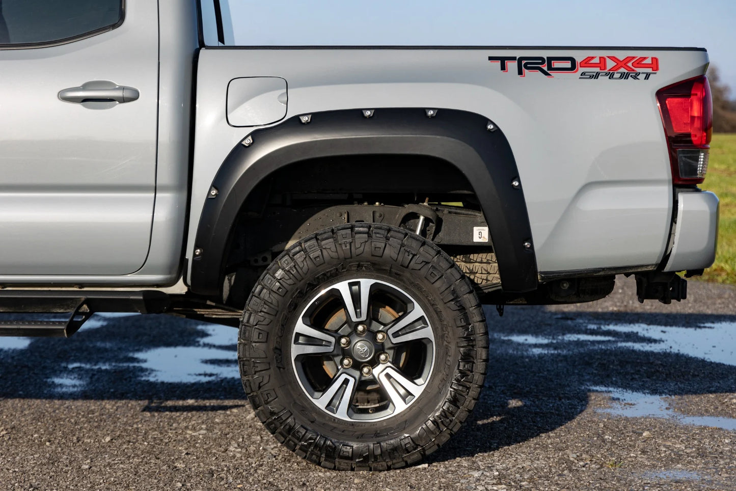 Pocket Fender Flares Toyota Tacoma 2WD/4WD (2016-2023)