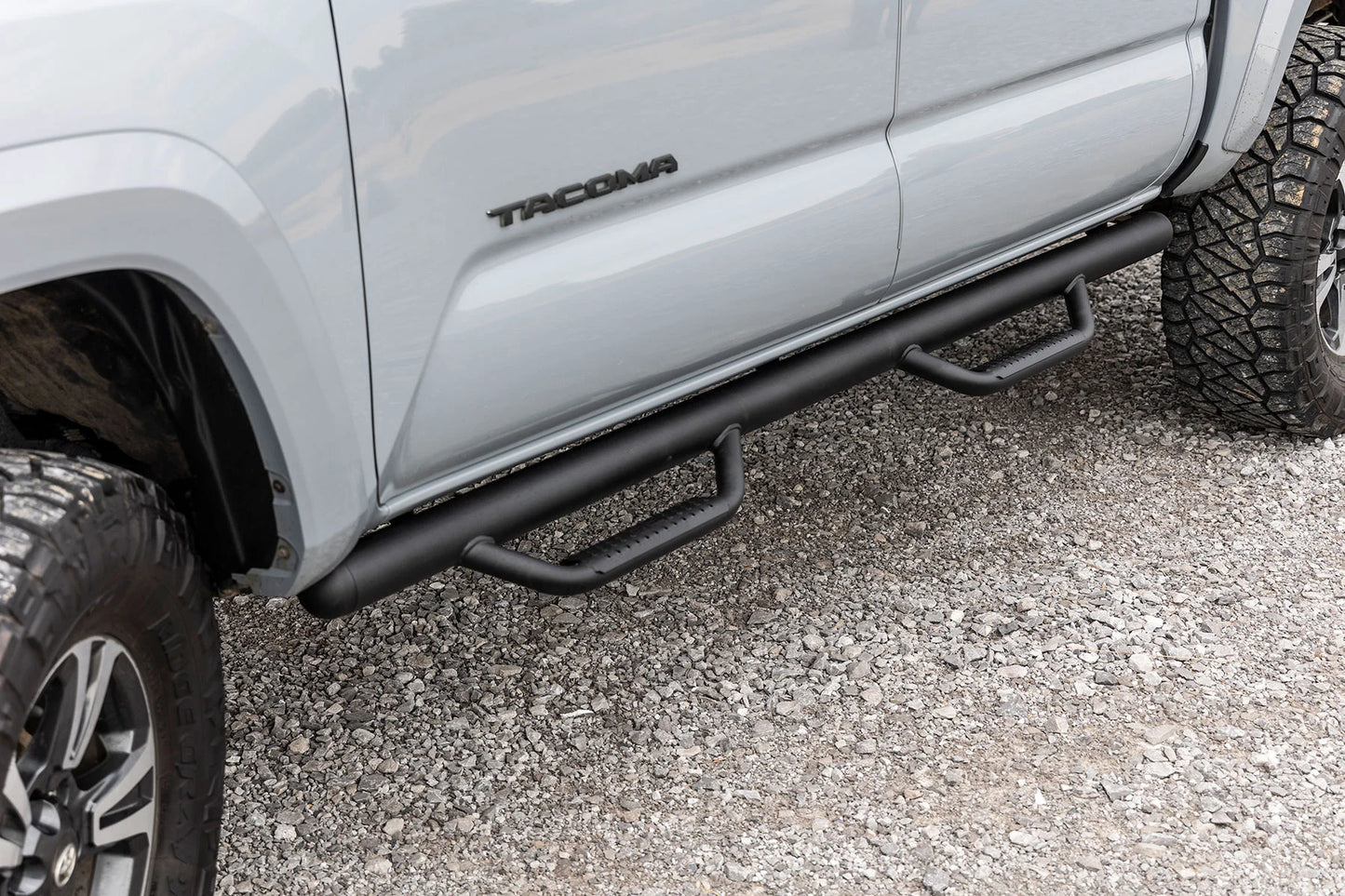 Nerf Steps Toyota Tacoma (05-23)