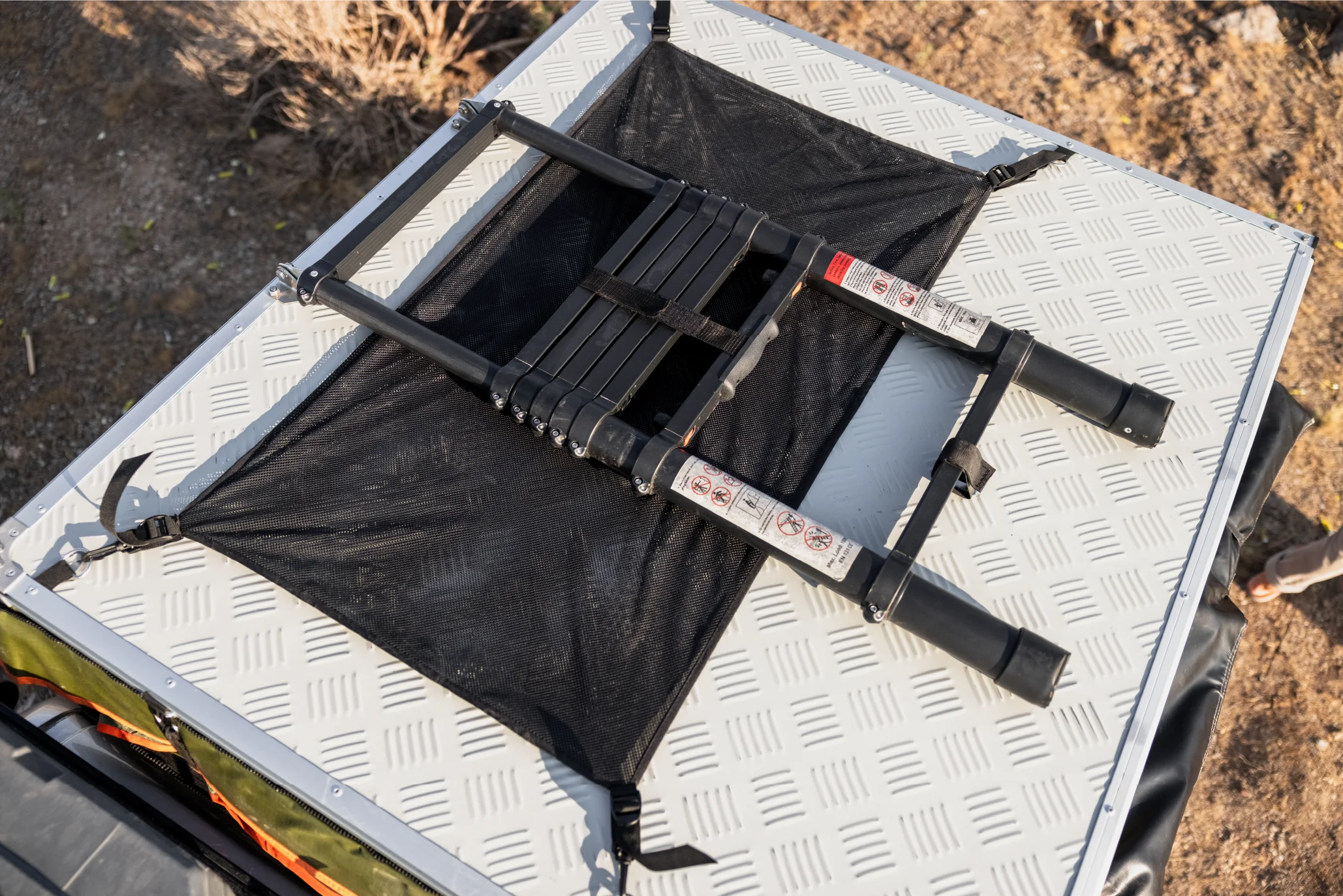 ROAM Vagabond Lite Rooftop Tent