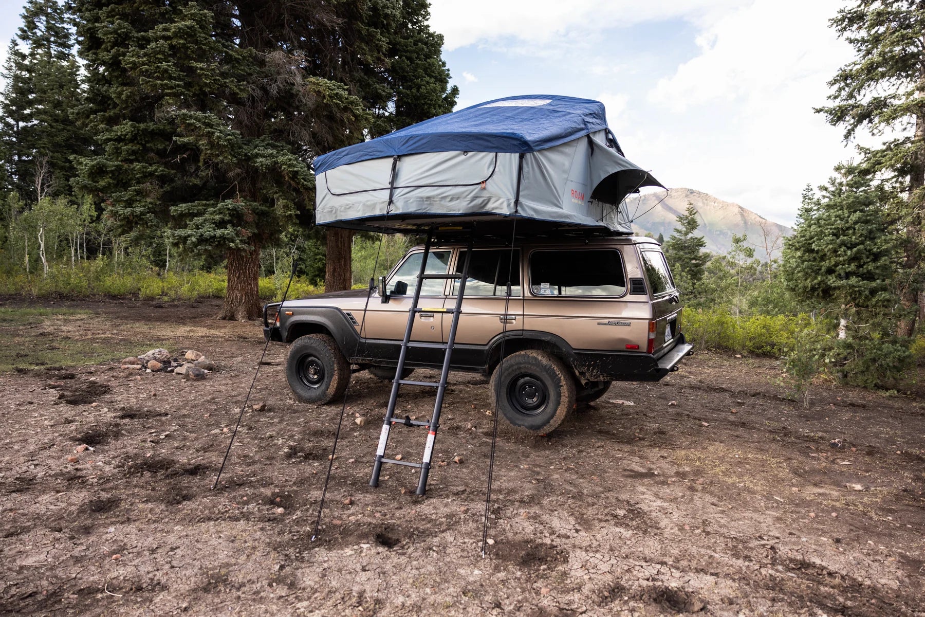 ROAM Vagabond XL Rooftop Tent
