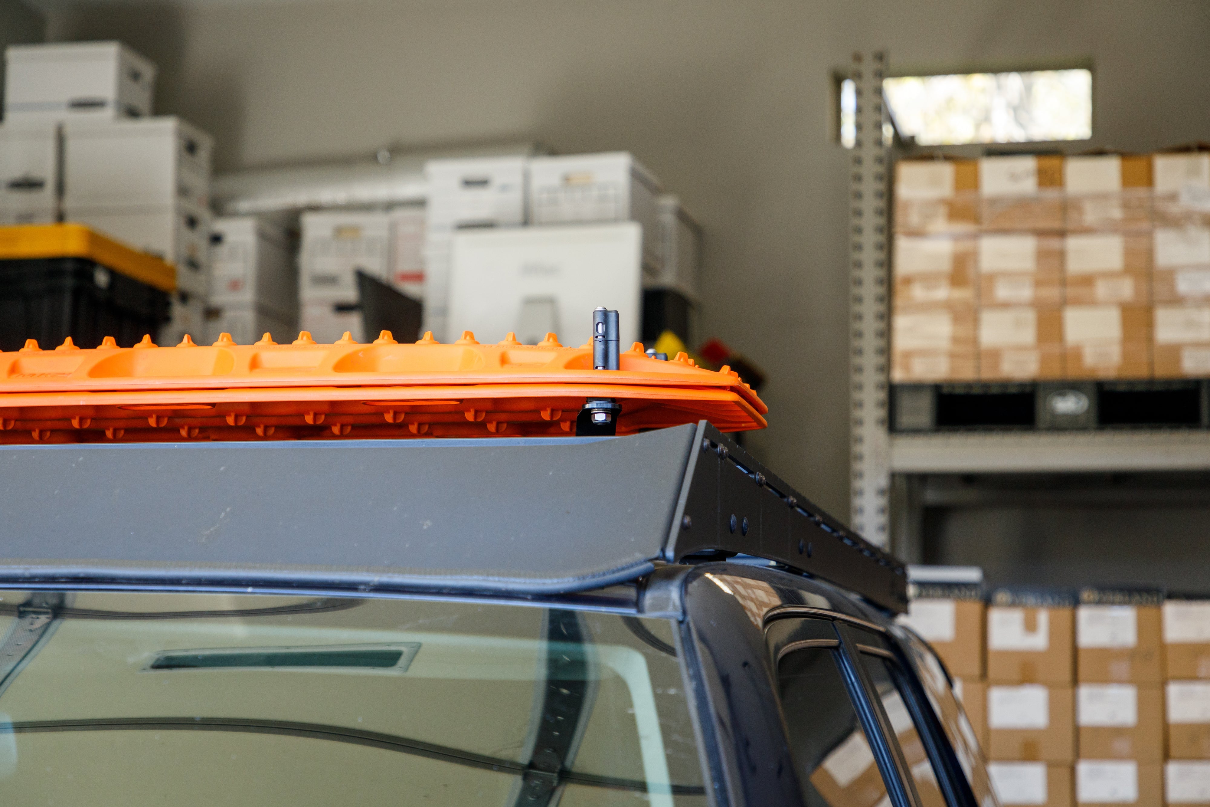 Overland Kitted Raised Boomerang Mount