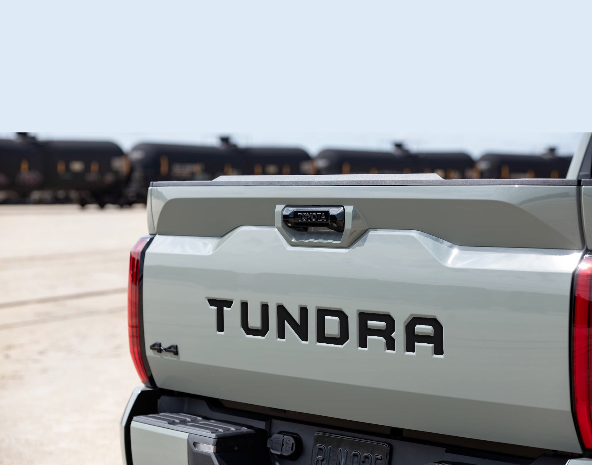 Tailgate Kit | TOYOTA TUNDRA 2022 Tailgate Kit | TOYOTA TUNDRA 2022
