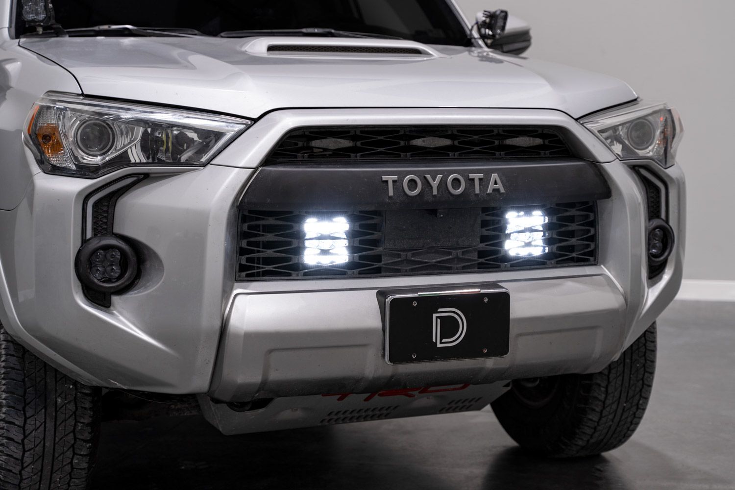 Diode Dynamics 2014-2024 Toyota 4Runner SS5 Stealth Grille LED Light Pod Kit