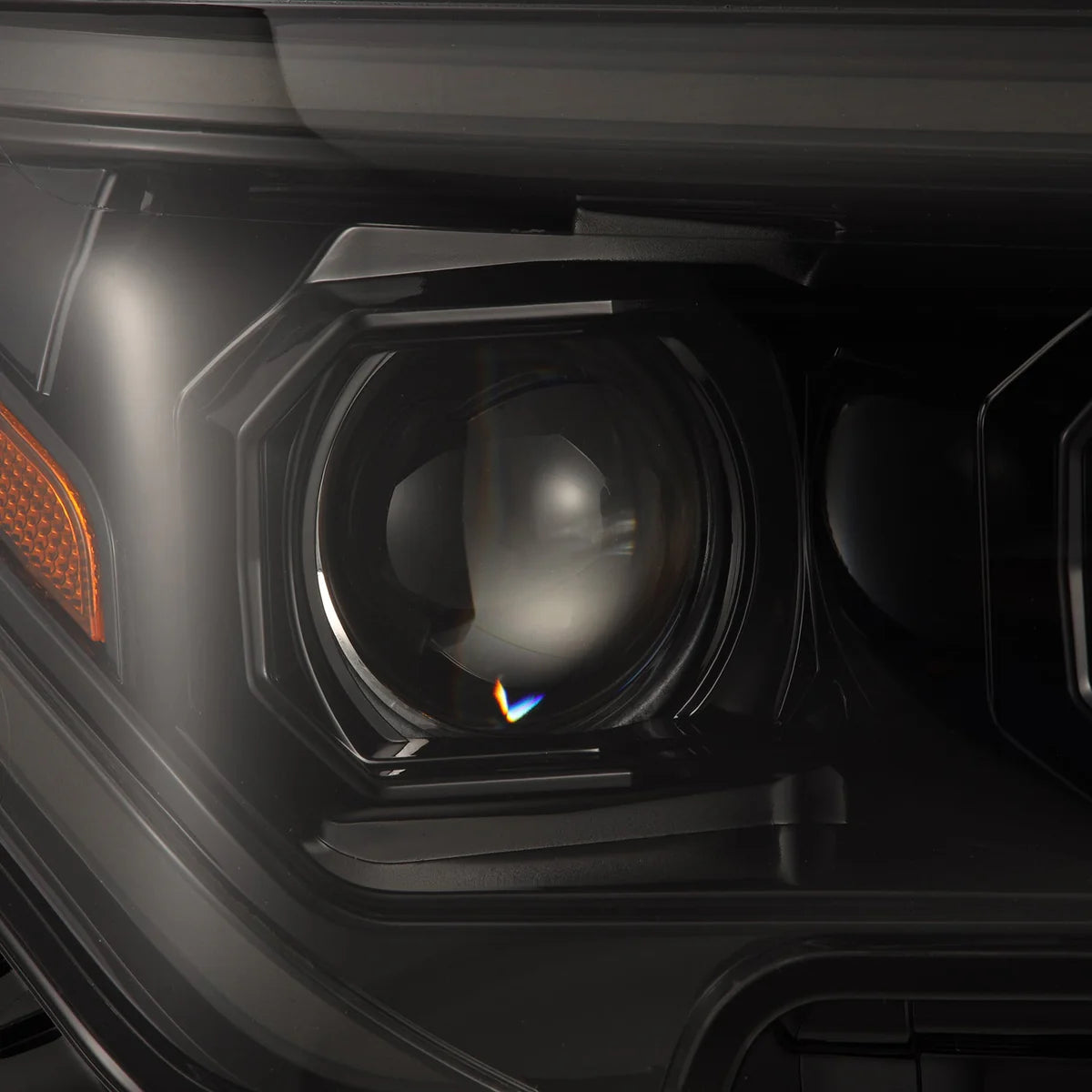 LUXX-Series LED Projector Headlights Alpha-Black for 2025+ 4Runner