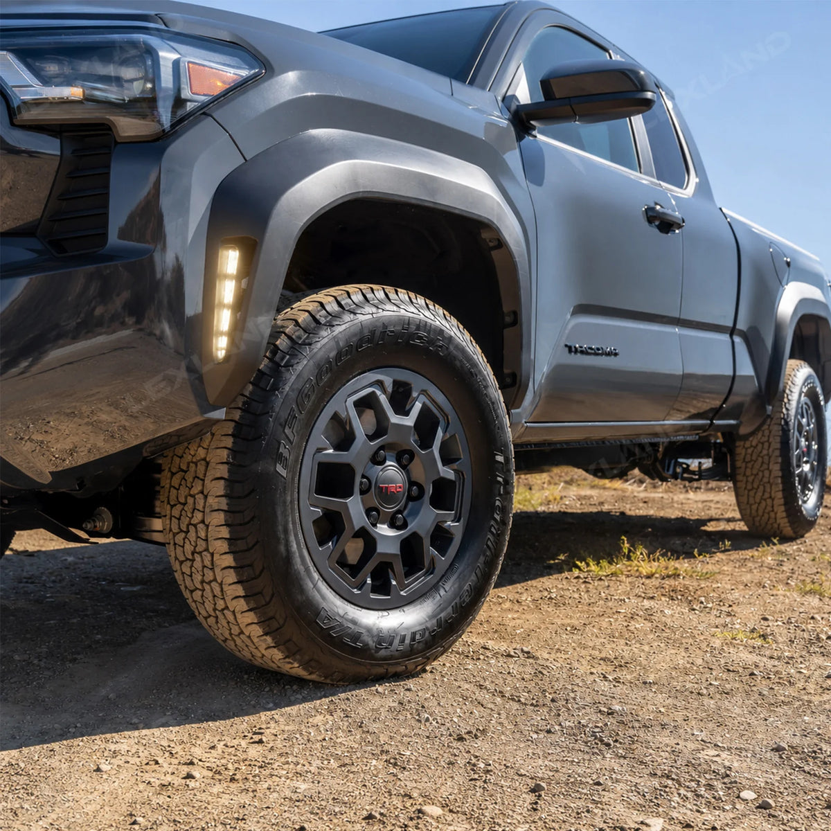 Dual-Color LED Fender Lights Lights for 2024+ Tacoma