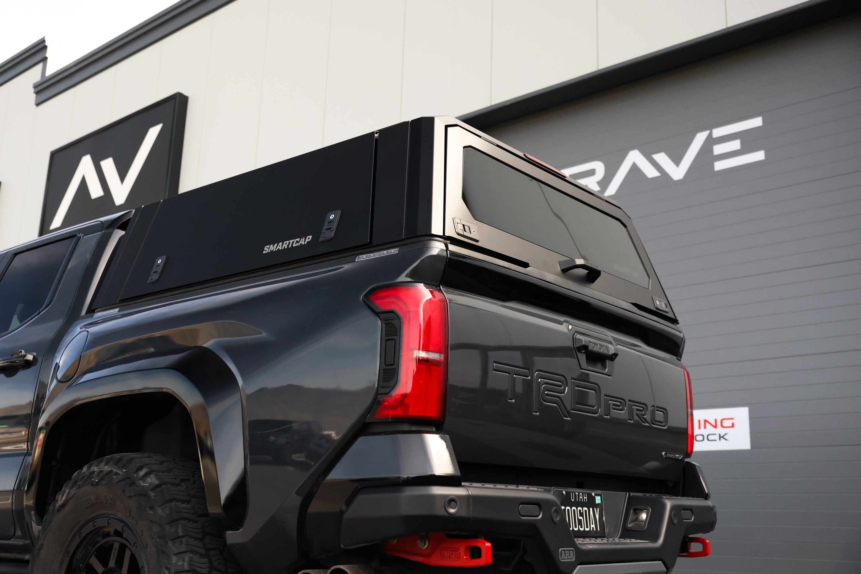 Smart Cap EVOa Adventure for 2024+ Tacoma