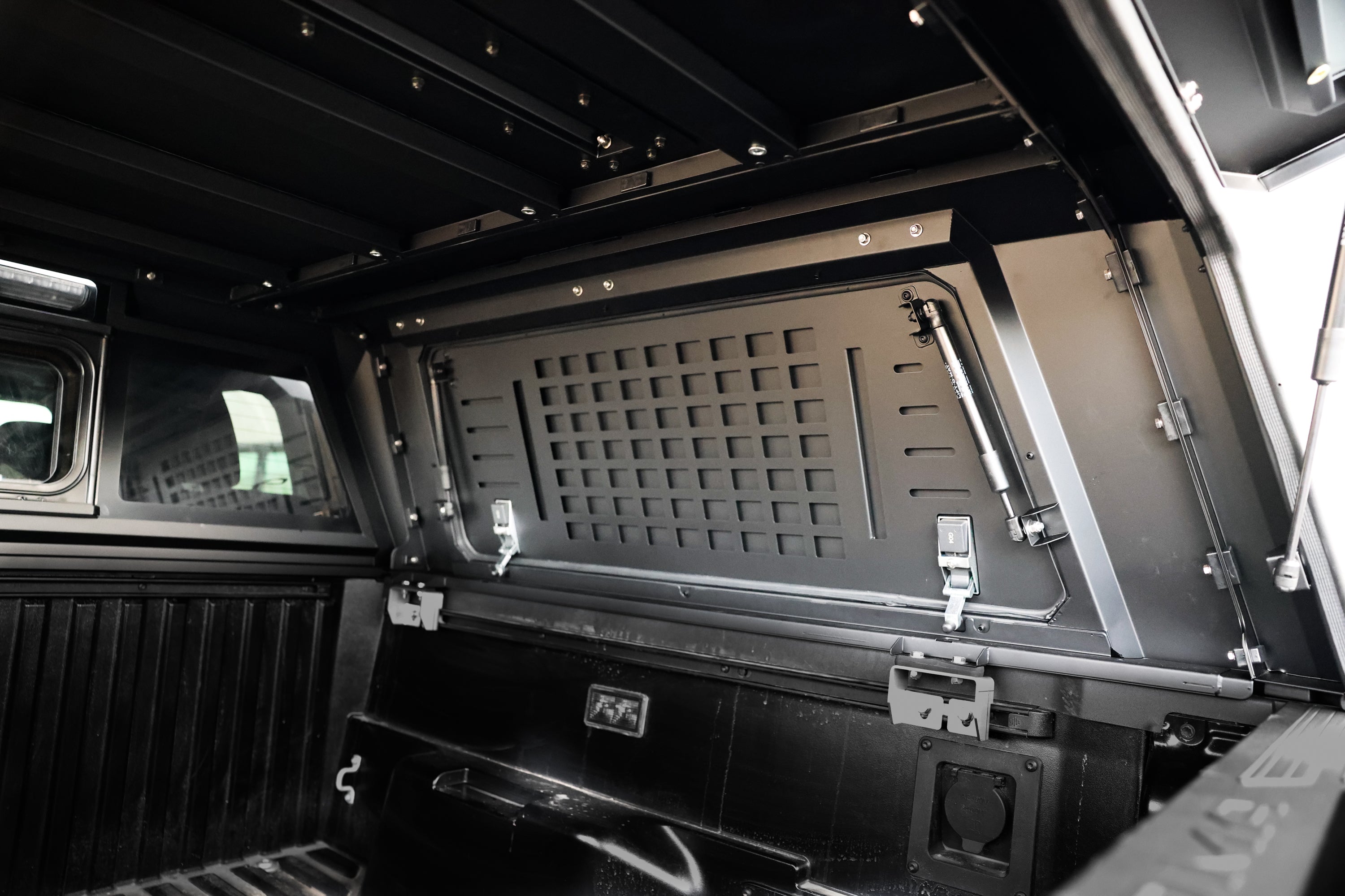 Smart Cap EVOa Adventure for 2024+ Tacoma