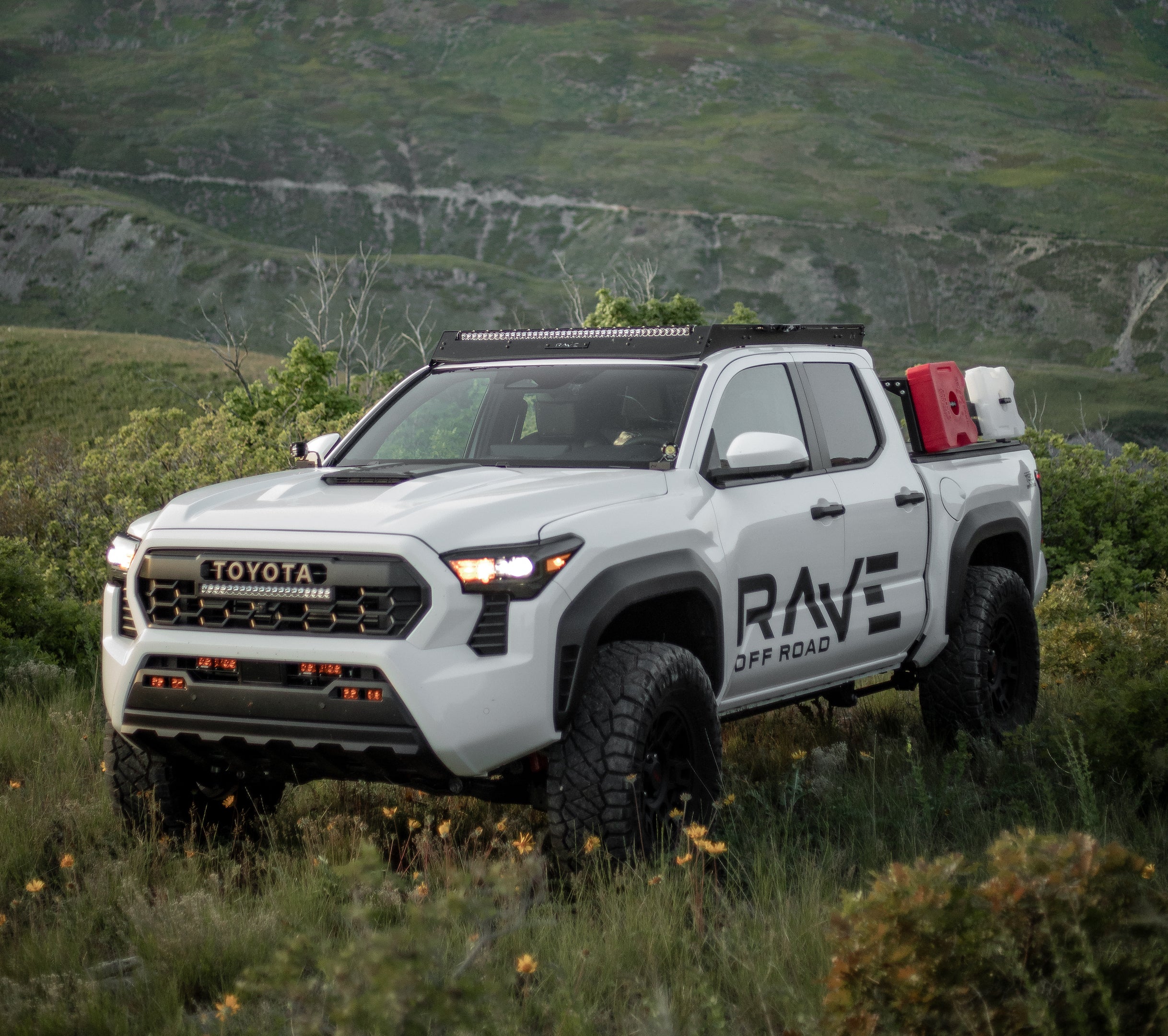 Heretic Fog Lights for 2024+ Tacoma