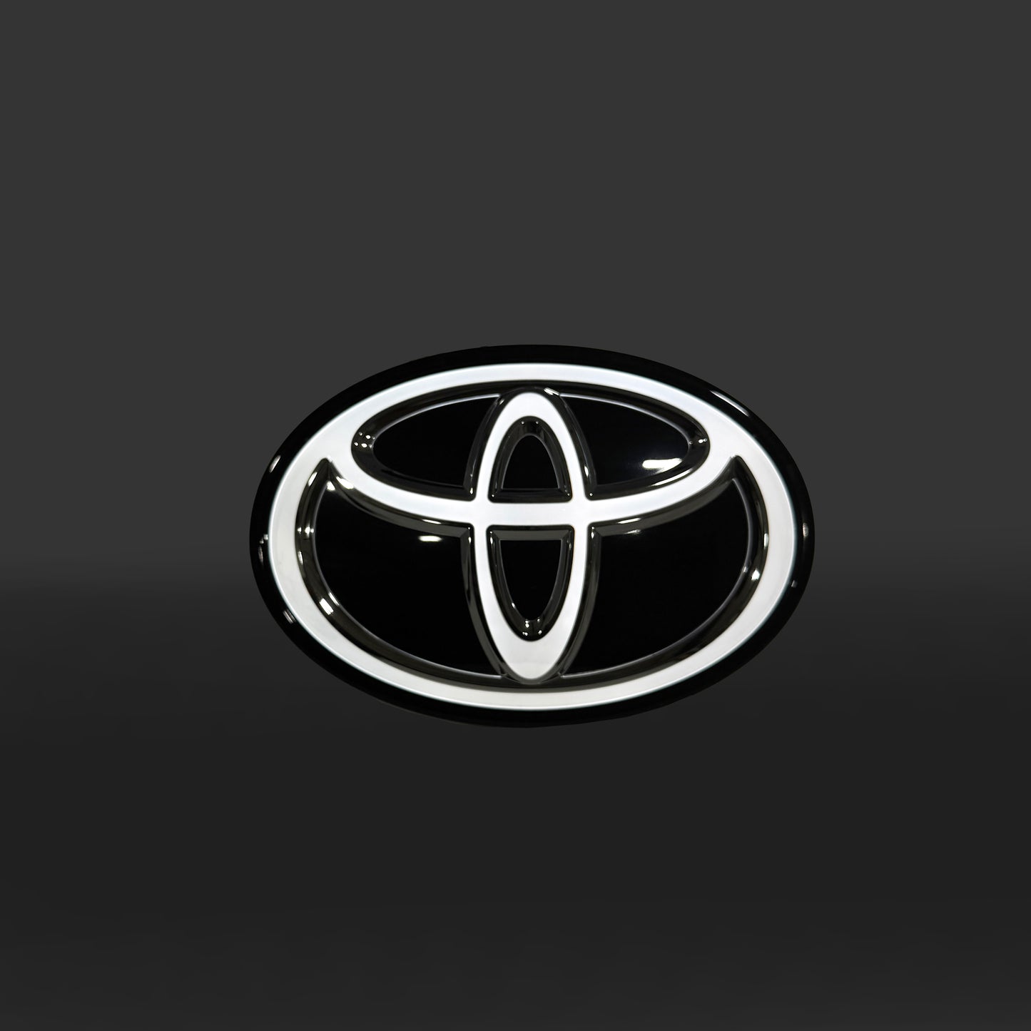 Illuminated Toyota Emblem for 2024+ Tacoma Grille