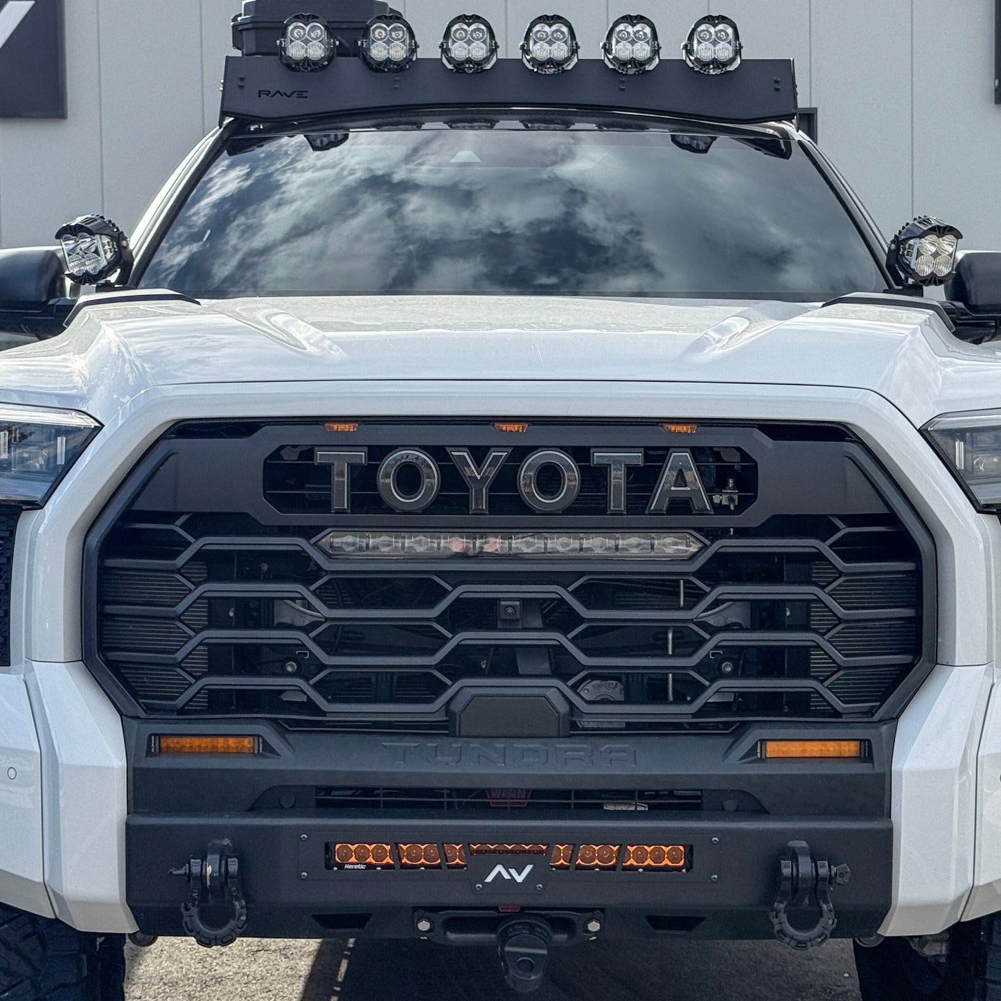 TOYOTA Emblem Blackout Vinyl for 22+ Tundra Pro Grille