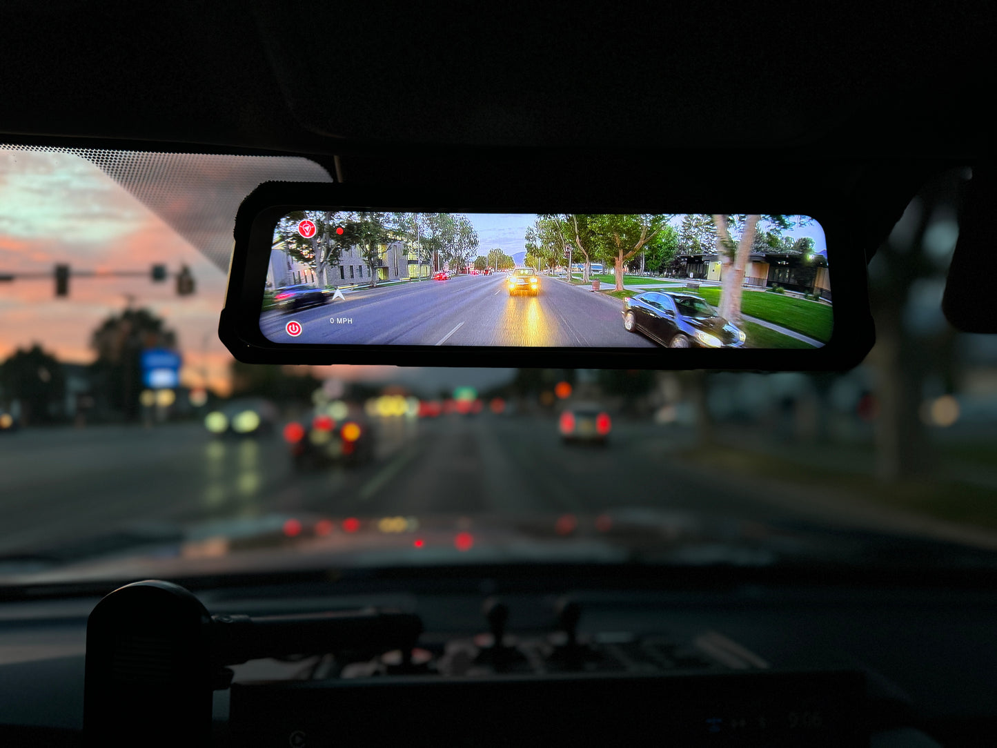 The Legend by Acumen - Digital Rearview Mirror with Integrated 8 Channel Accessory Switch