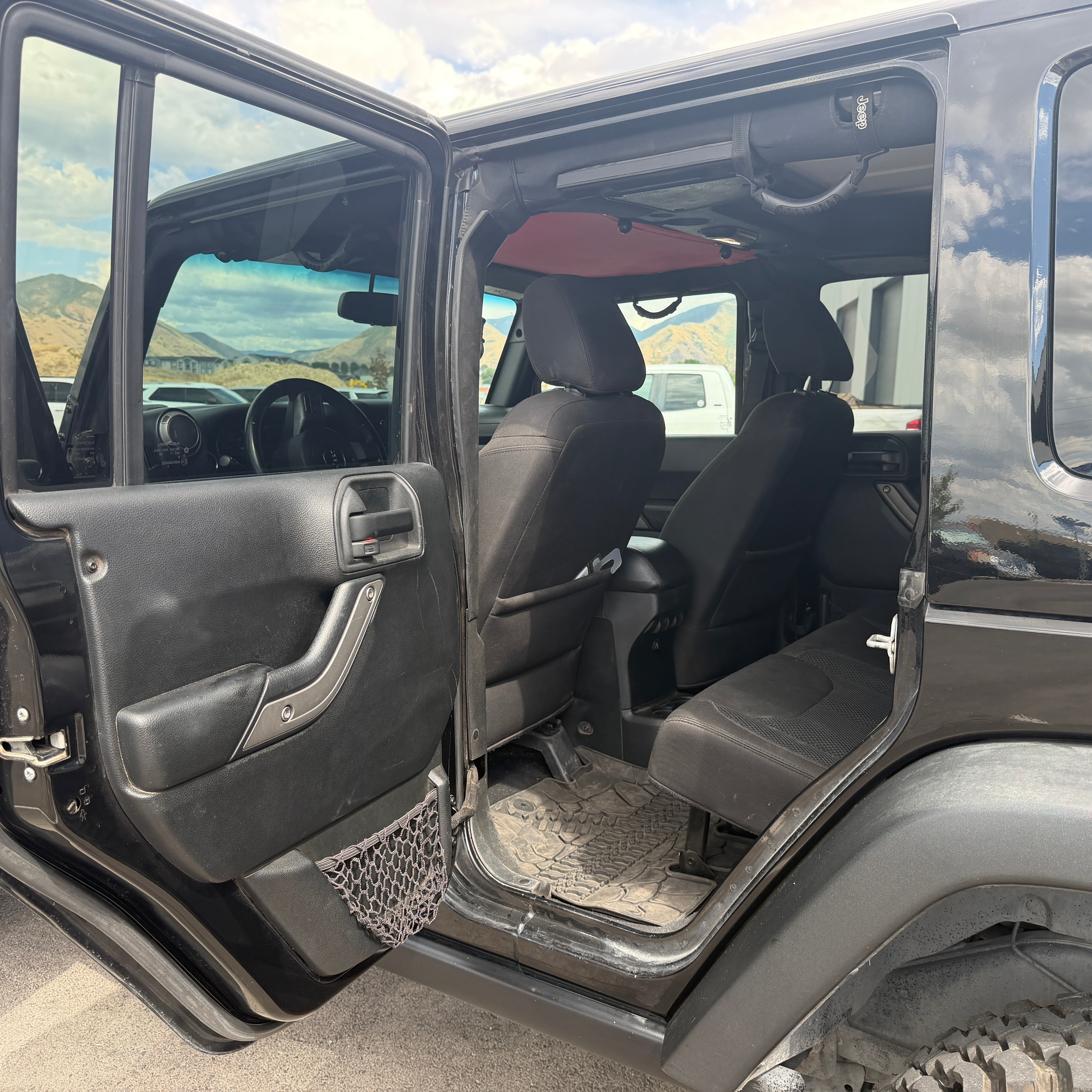 2017 Jeep Wrangler Unlimited Black Bear Edition