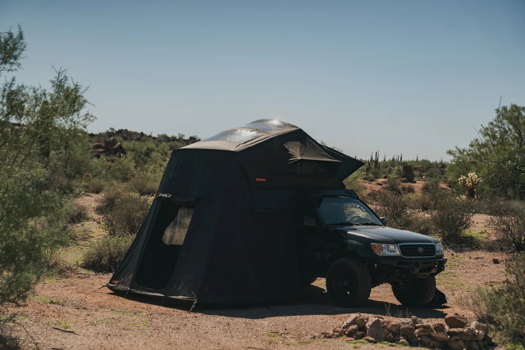 ROAM Vagabond XL 2.0 Rooftop Tent