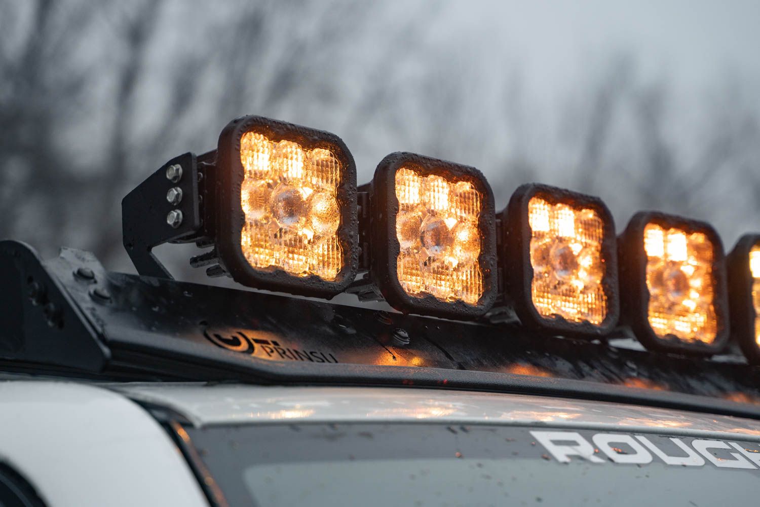 SS5 CrossLink Lightbar Kit for Roof Racks