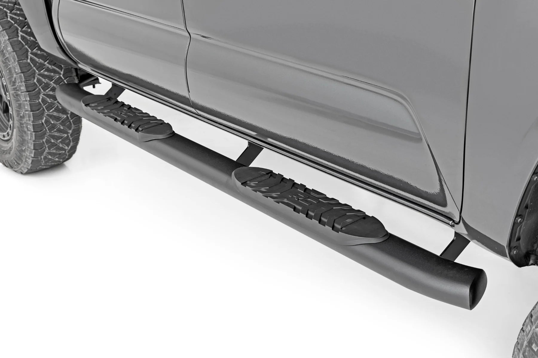 Oval Nerf Step Double Cab | Black | Toyota Tacoma 2WD/4WD (2005-2023)